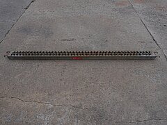 Stahlboden B14, Rohr-Auflage, 250 L x 7,5 H