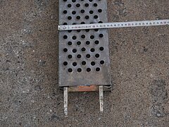 Stahlboden B14, Rohr-Auflage, 200 L x 7,5 H