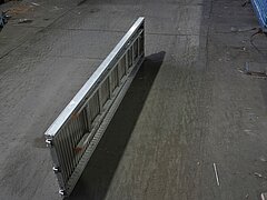 U- Alu- Durchstieg 2,57m x 0,61m mit Leiter
