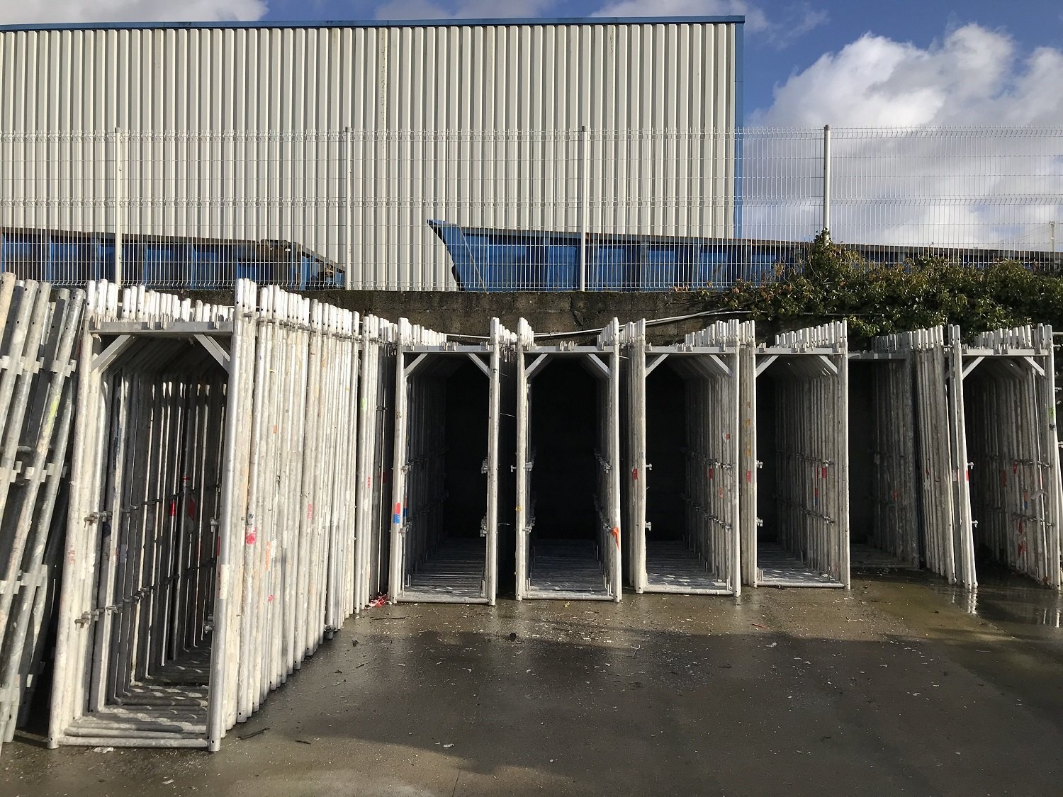Plettac SL 100 Fassadengerüst 51 m² gebraucht · Stahlboden, Feld 2,50 m · Basisausstattung
