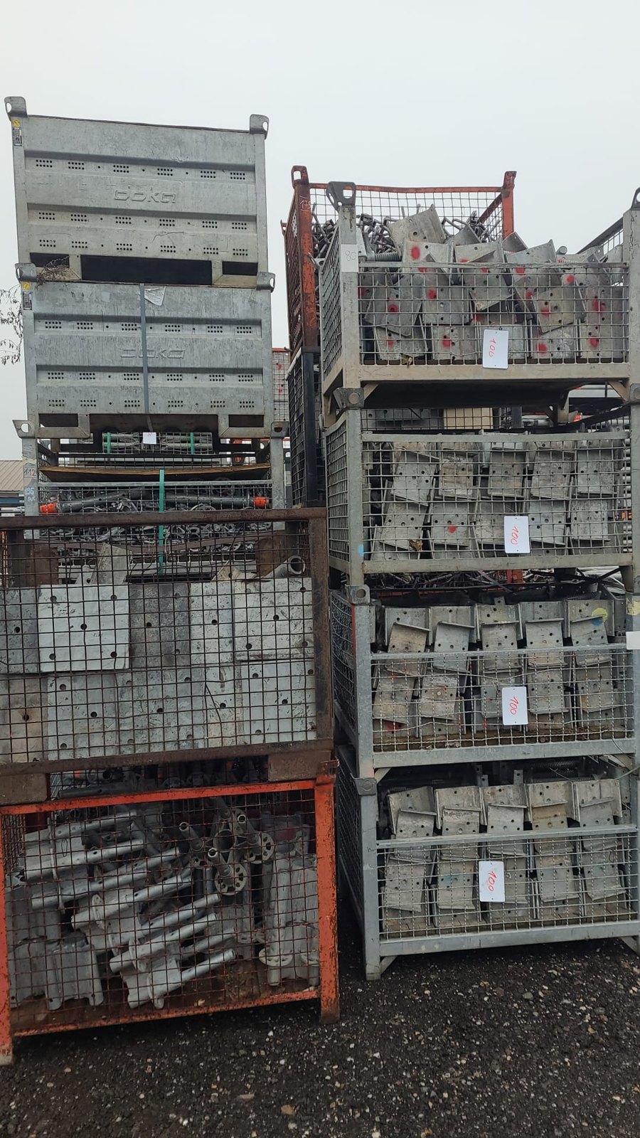 Layher Blitz 100 Fassadengerüst 211 m² gebraucht · Alu-Boden, Feld 3,07 m · Basisausstattung