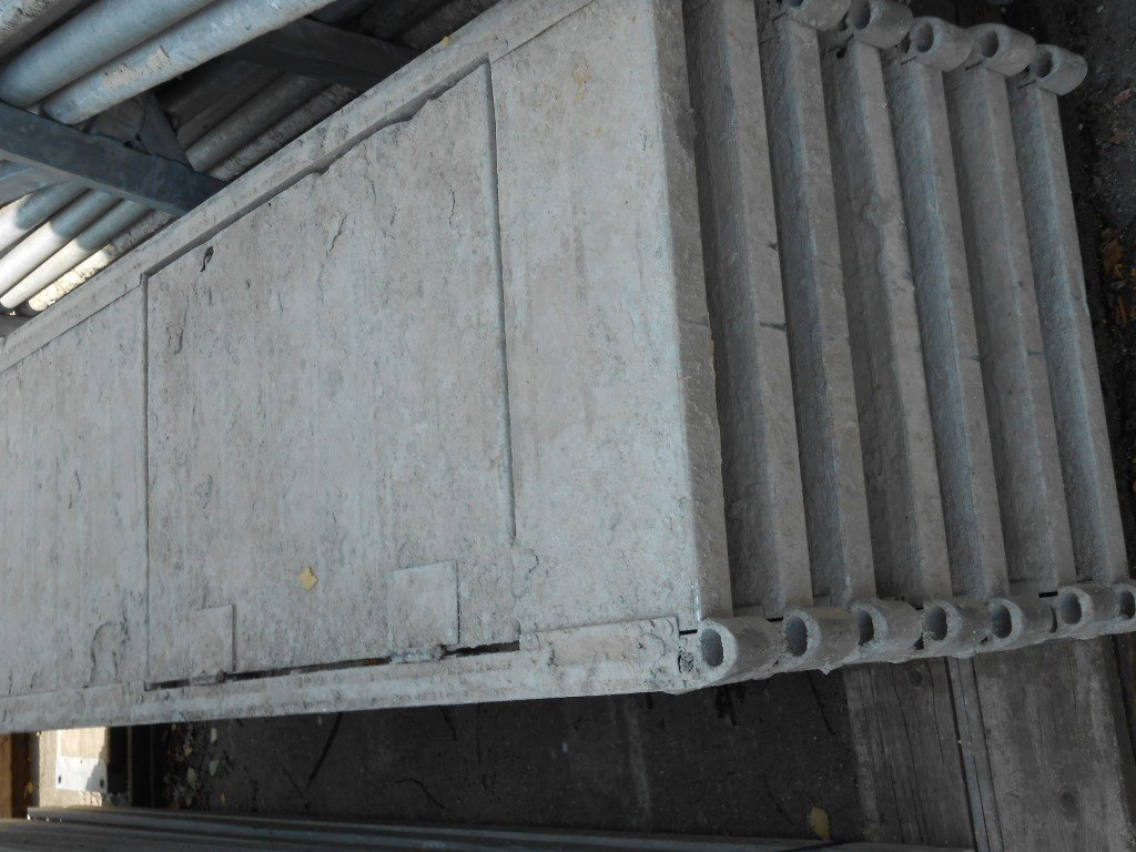 Rux Super 100 Fassadengerüst 113 m² gebraucht · Holzbohlen, Feld 3,00 m · Basisausstattung