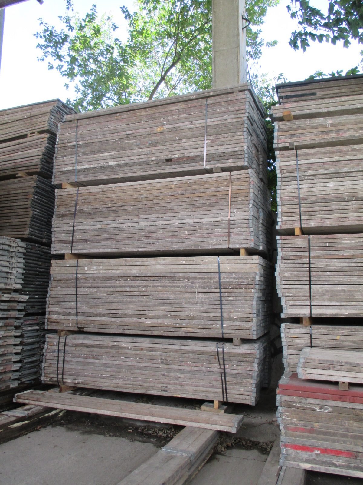 Rux Super 65 Fassadengerüst 34 m² gebraucht · Holzbohlen, Feld 2,50 m · Basisausstattung