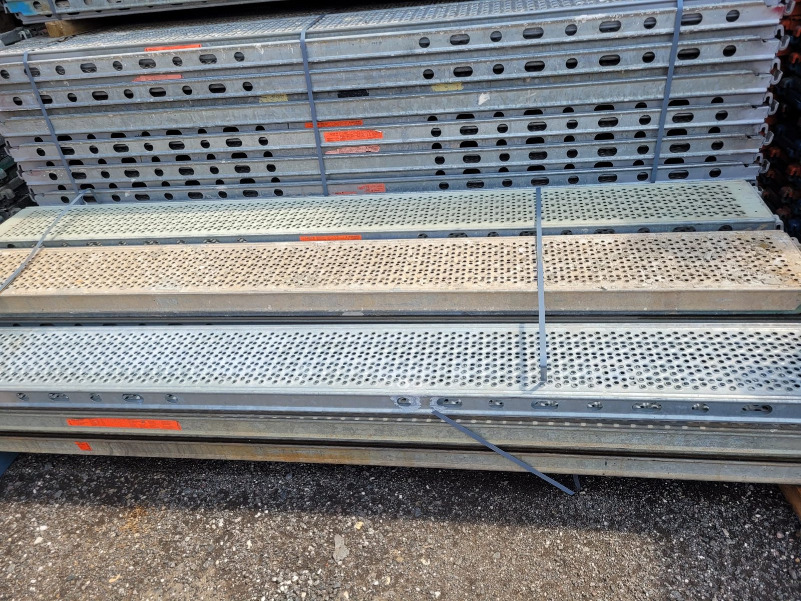 Lagerbestand Layher Allround, gebraucht – Beispielfoto aus unserem Lager