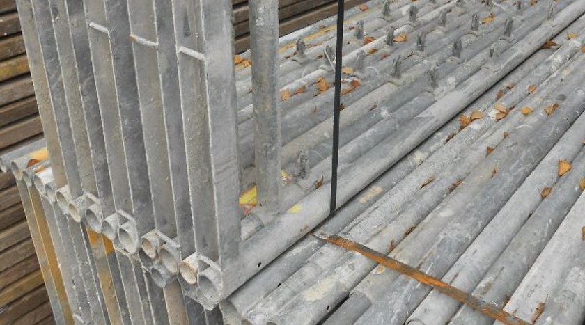 Hünnebeck Bosta 70 Fassadengerüst 195 m² gebraucht · Stahlboden, Feld 3,00 m · Basisausstattung