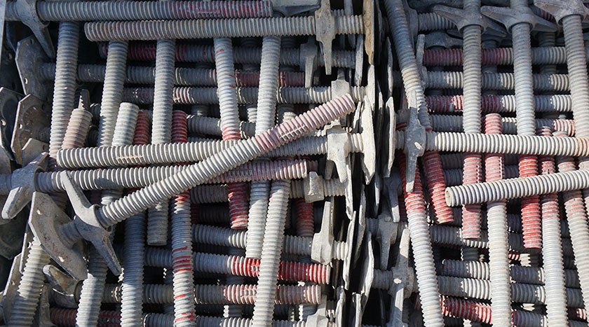 Fußspindeln Layher Blitz, gebraucht – Beispielfoto aus unserem Lager