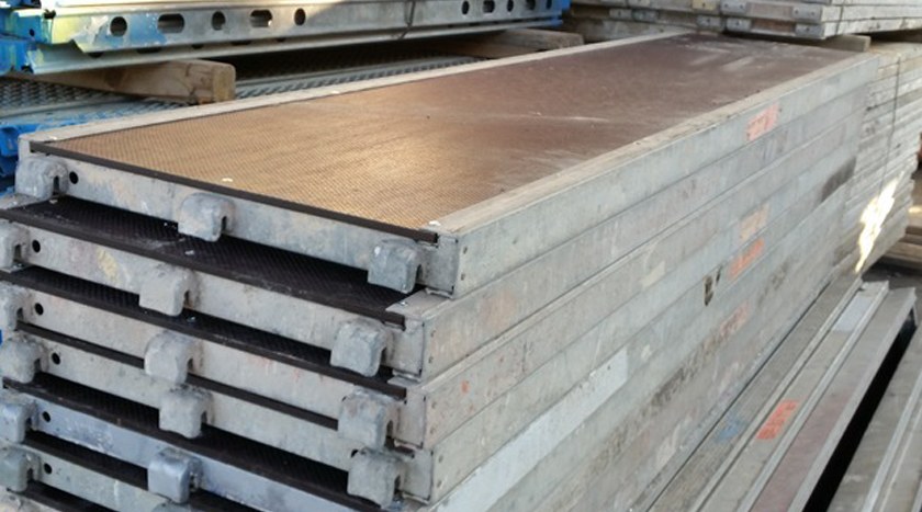 Layher Blitz 100 Fassadengerüst 1041 m² gebraucht · Robustboden, Feld 3,07 m · Vollausstattung gem. AuV des Herstellers
