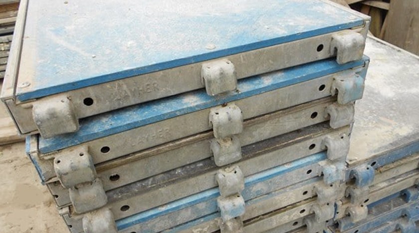 Layher Blitz 70 Dachfanggerüst 177 m² gebraucht · Robustboden, Feld 2,57 m · Vollausstattung gem. AuV des Herstellers