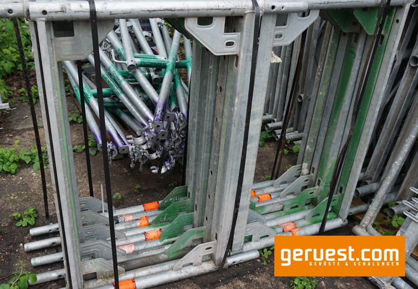 Layher Blitz 100 Fassadengerüst 66 m² gebraucht · Alu-Boden, Feld 2,57 m · Basisausstattung