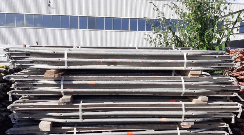 Layher Allround Fassadengerüst 1888 m² gebraucht · Stahlböden, Feld 3,07 m, Breite 1,09 m