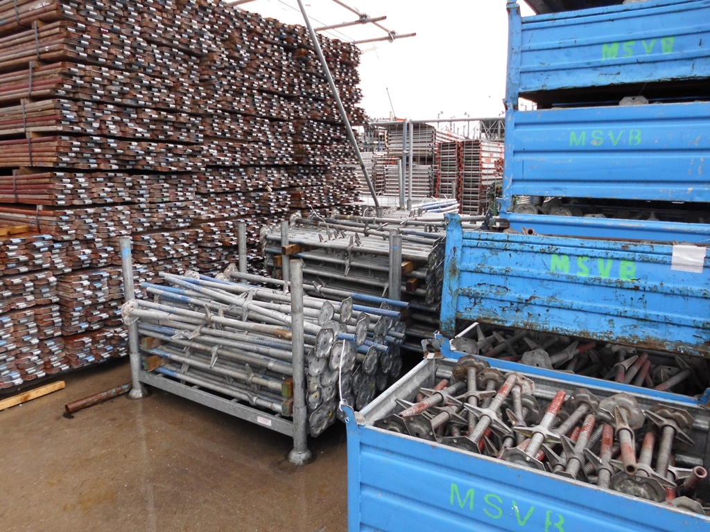 Bordbretter Layher Blitz, gebraucht – Beispielfoto aus unserem Lager