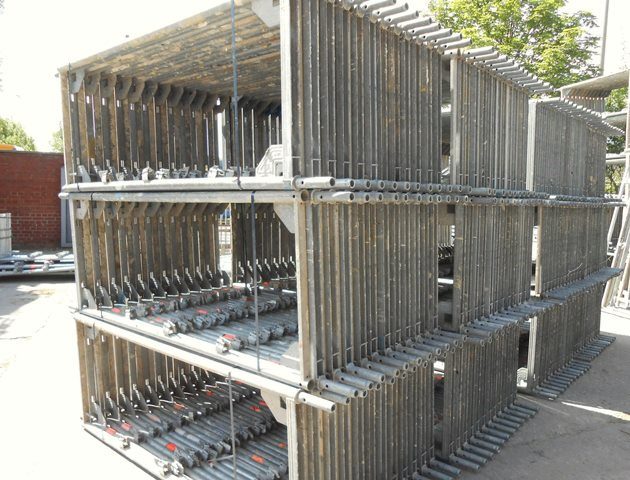 Layher Blitz 100 Fassadengerüst 162 m² gebraucht · Alu-Boden, Feld 3,07 m · Basisausstattung