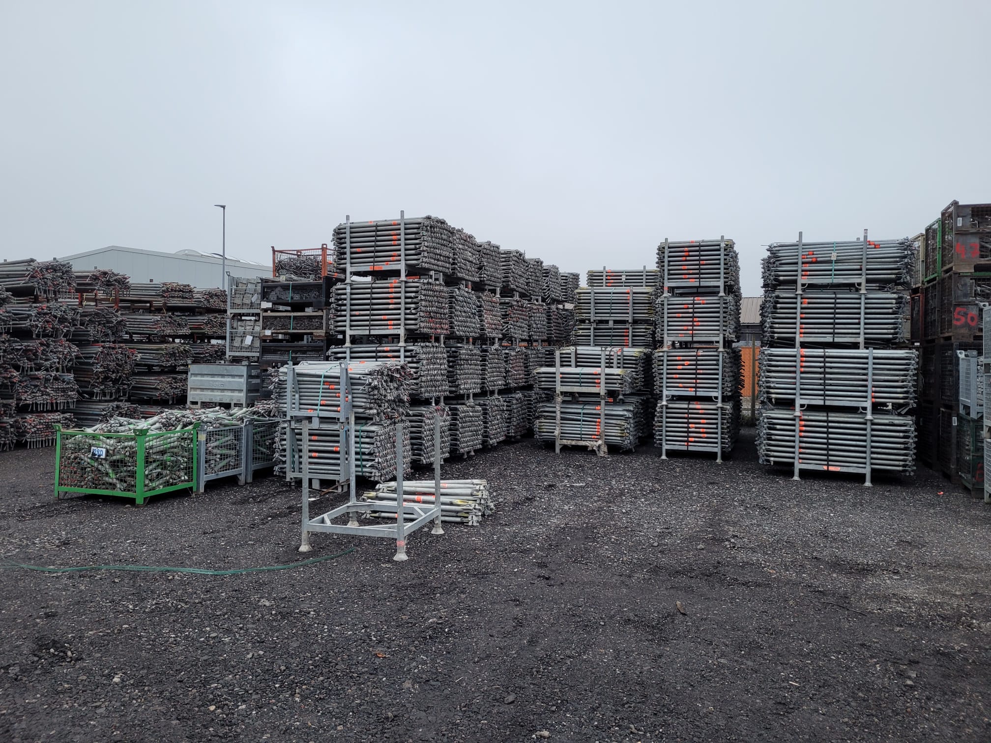Layher Blitz 70 Fassadengerüst 41 m² gebraucht · Stahlboden, Feld 3,07 m · Basisausstattung
